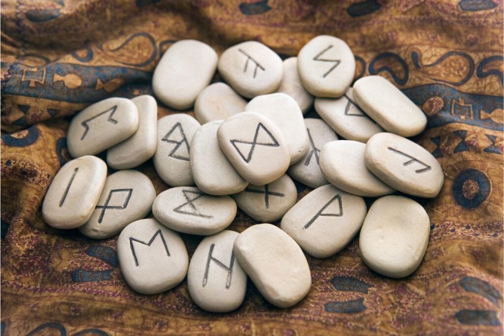 Les secrets des runes